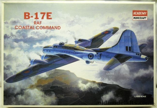 Academy 1/72 Boeing B-17E RAF Coastal Command Flying Fortress, 2141 plastic model kit